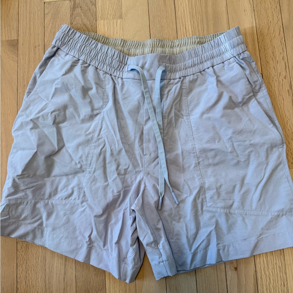 Lululemon men’s shorts 🍋